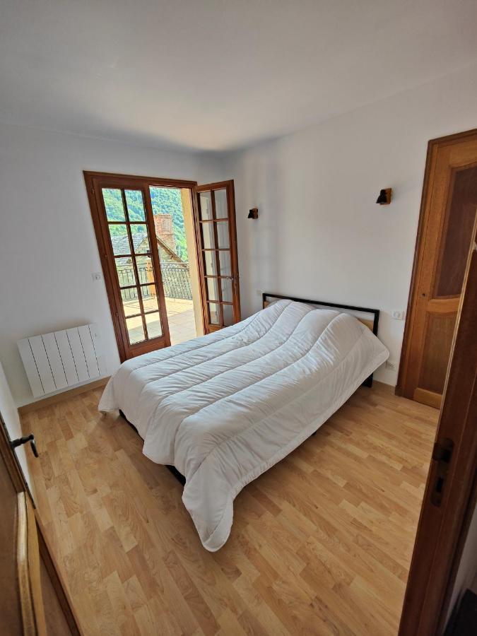 Gite Boutx 6 Personnes Avec Deux Lits Doubles Et 1 Canape Lit Exterior photo