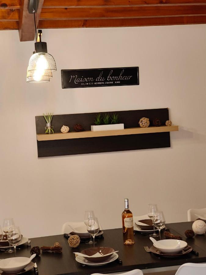 Gite Boutx 6 Personnes Avec Deux Lits Doubles Et 1 Canape Lit Exterior photo