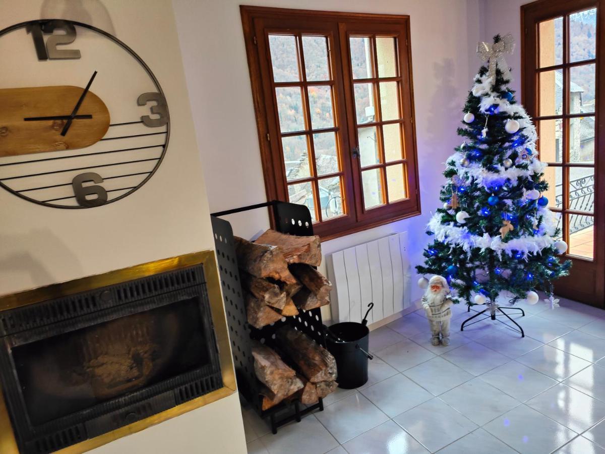 Gite Boutx 6 Personnes Avec Deux Lits Doubles Et 1 Canape Lit Exterior photo